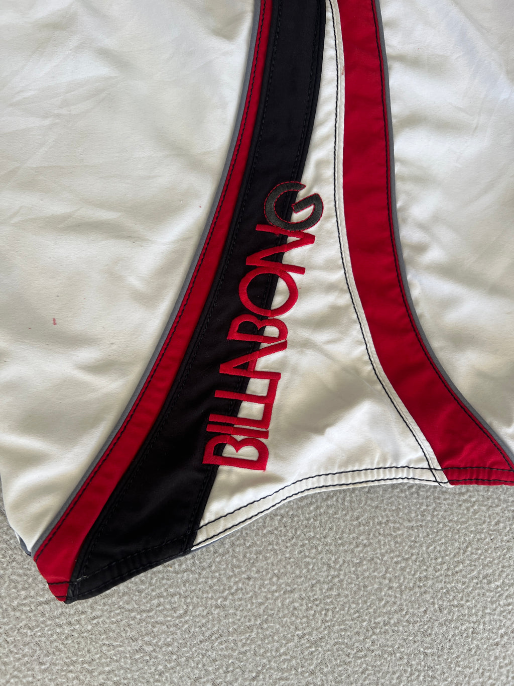 Vintage Billabong Andy Irons Signature Boardies - Size 34"
