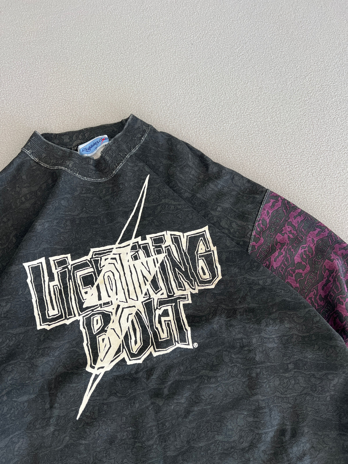 Vintage Lightning Bolt Crewneck - Size M