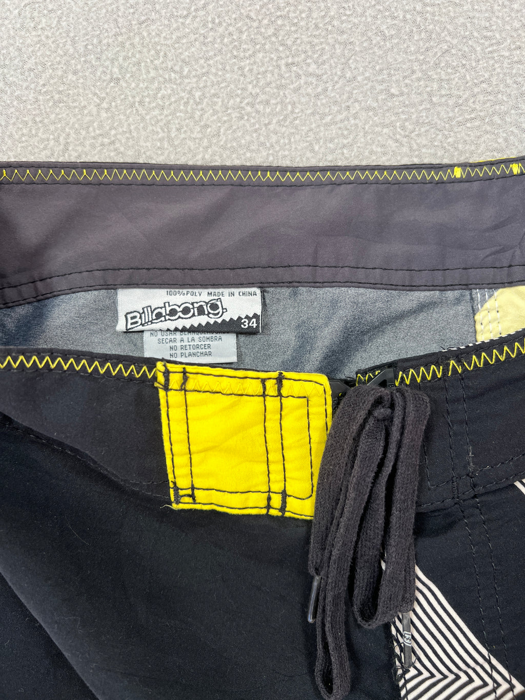 Vintage Billabong Boardies - Size 34"