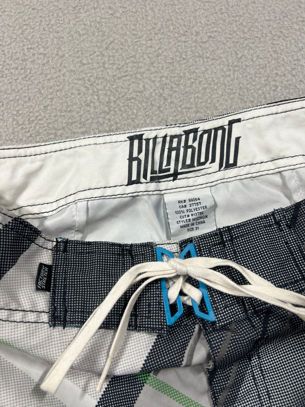 Vintage Billabong Boardies - Size 31"