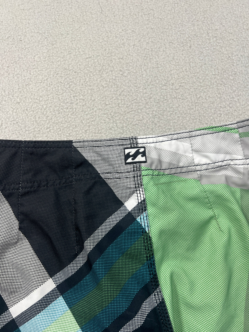 Vintage Billabong Boardies - Size 31"