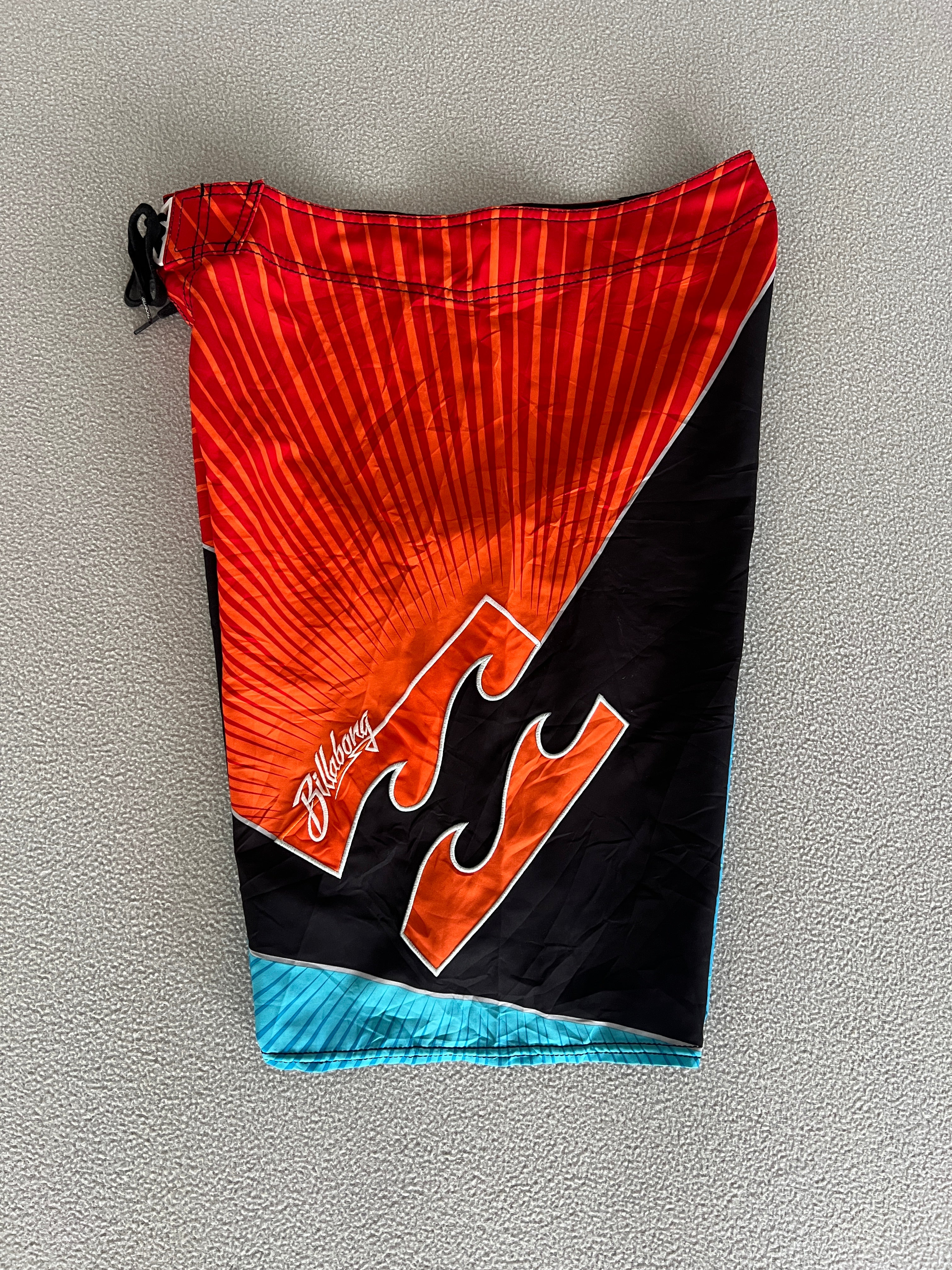 Vintage Billabong Andy Irons Signature Prism Boardies - Size 34"