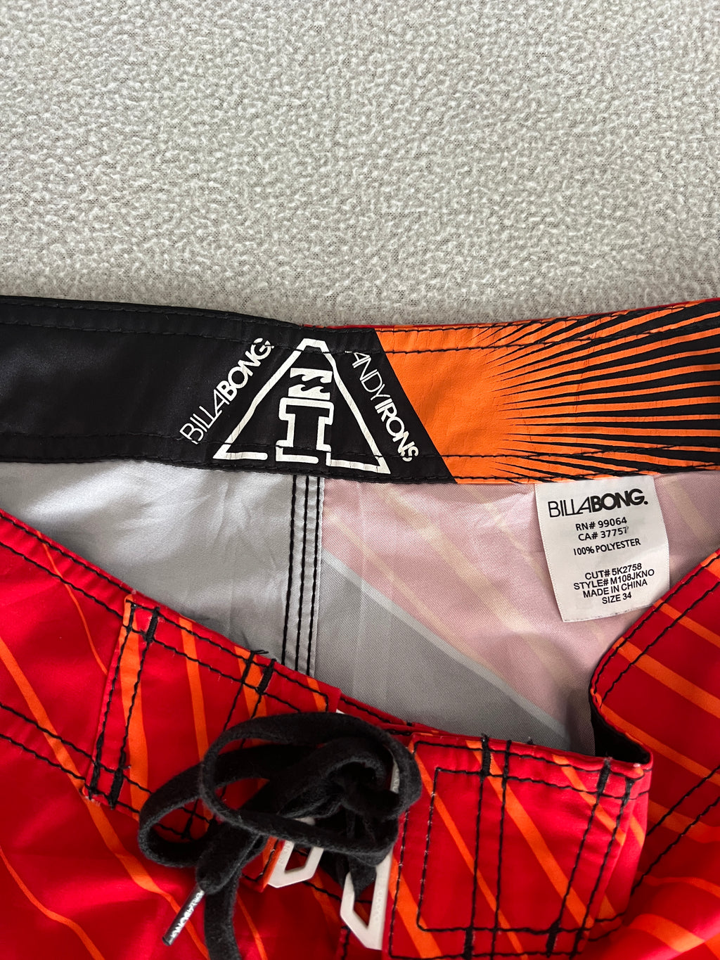 Vintage Billabong Andy Irons Signature Prism Boardies - Size 34"