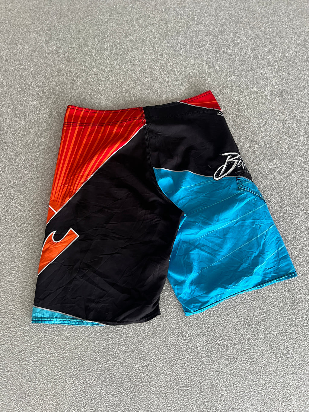 Vintage Billabong Andy Irons Signature Prism Boardies - Size 34"