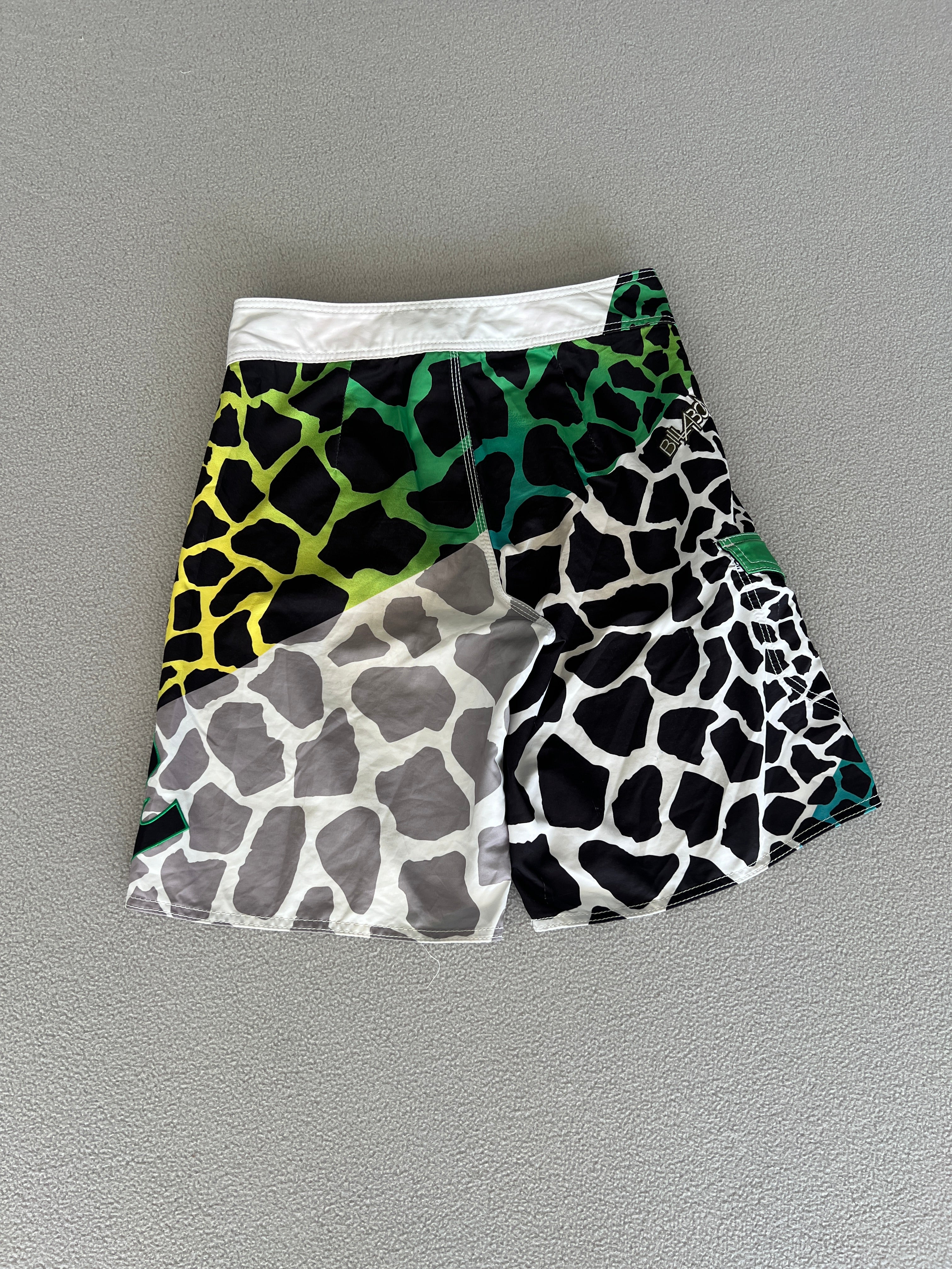 Vintage Billabong Taj Burrows Signature Boardies - Size 32"
