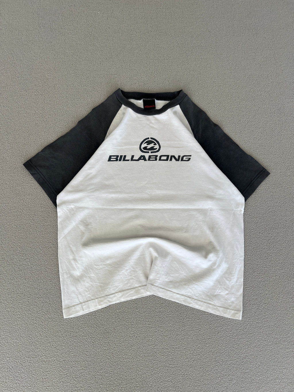 Vintage Billabong Tee Shirt - Size Small