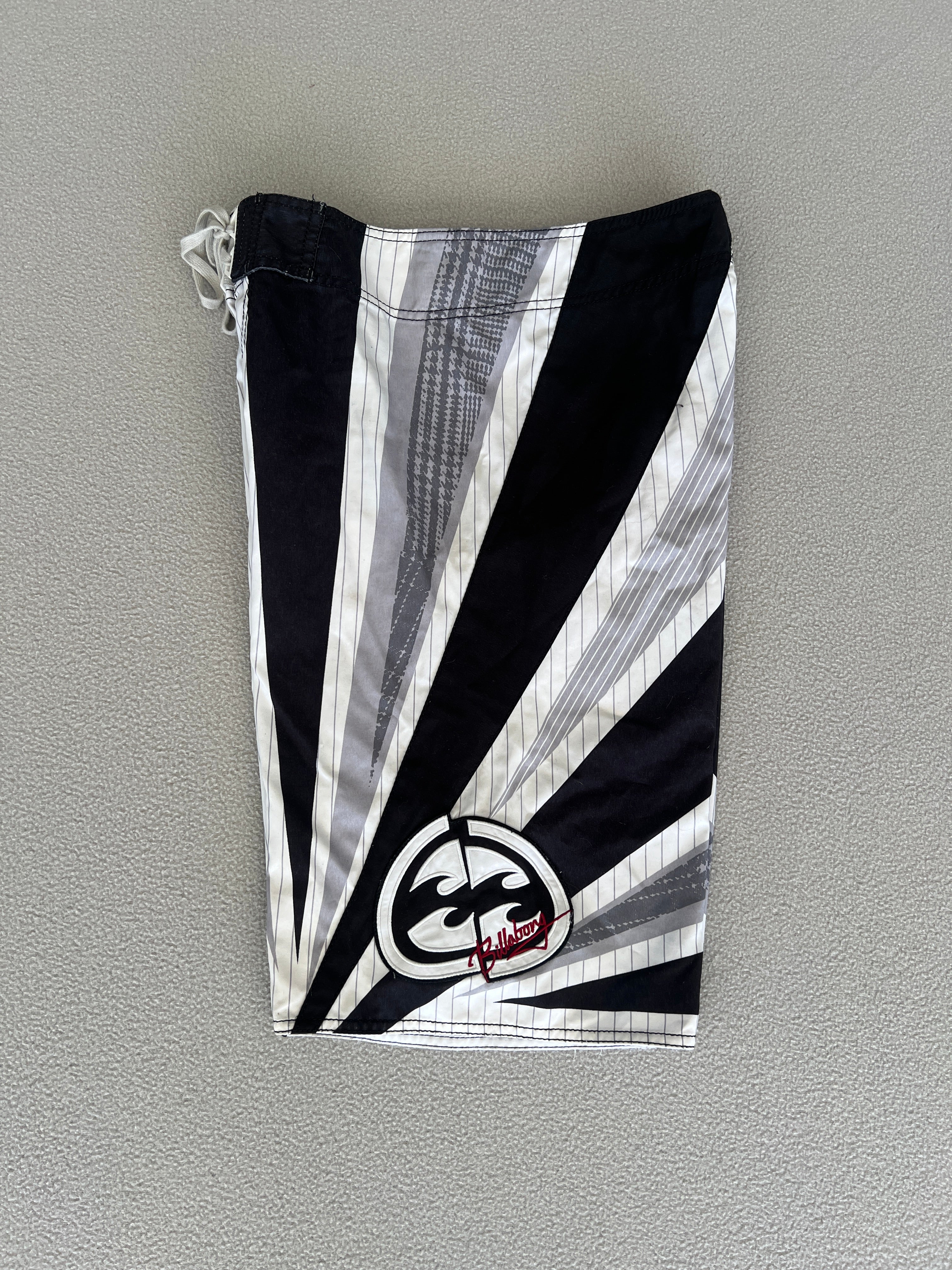 Vintage Billabong Andy Irons Samurai Signature Boardies - Size 30"