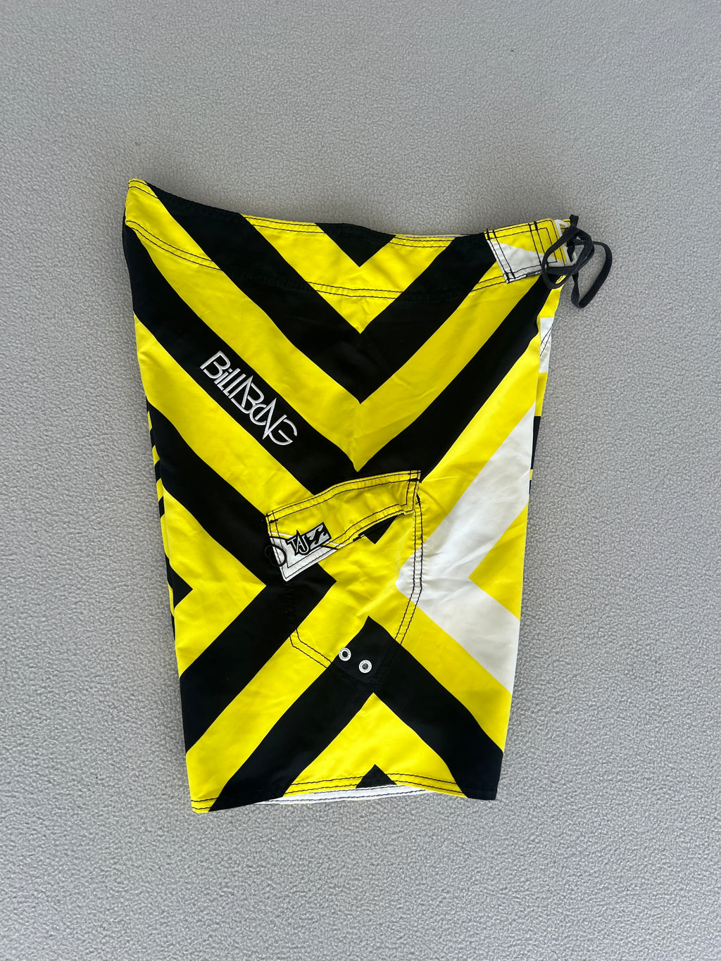 Vintage Billabong Taj Burrows Signature Boardies - Size 34"