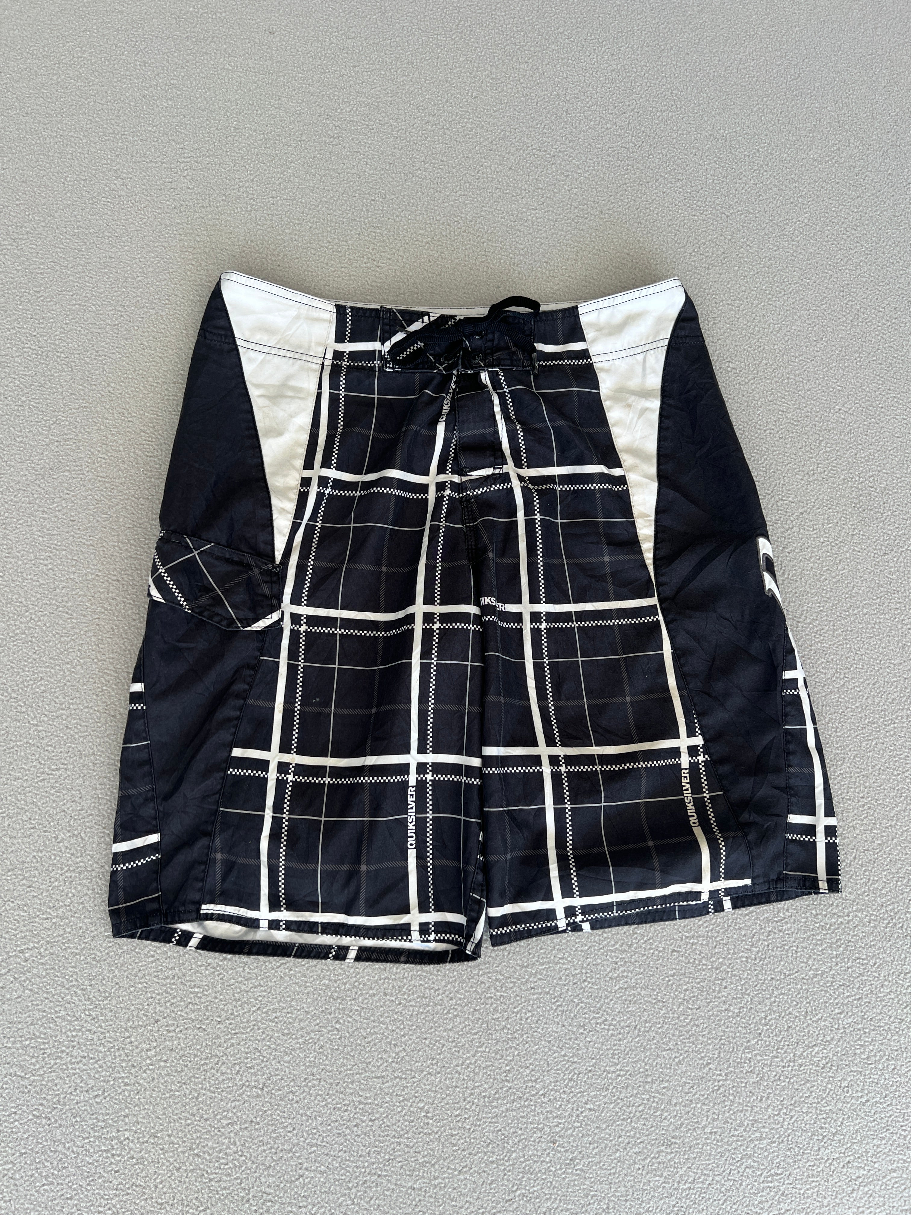 Vintage Quiksilver Plaid Boardies - Size 34"