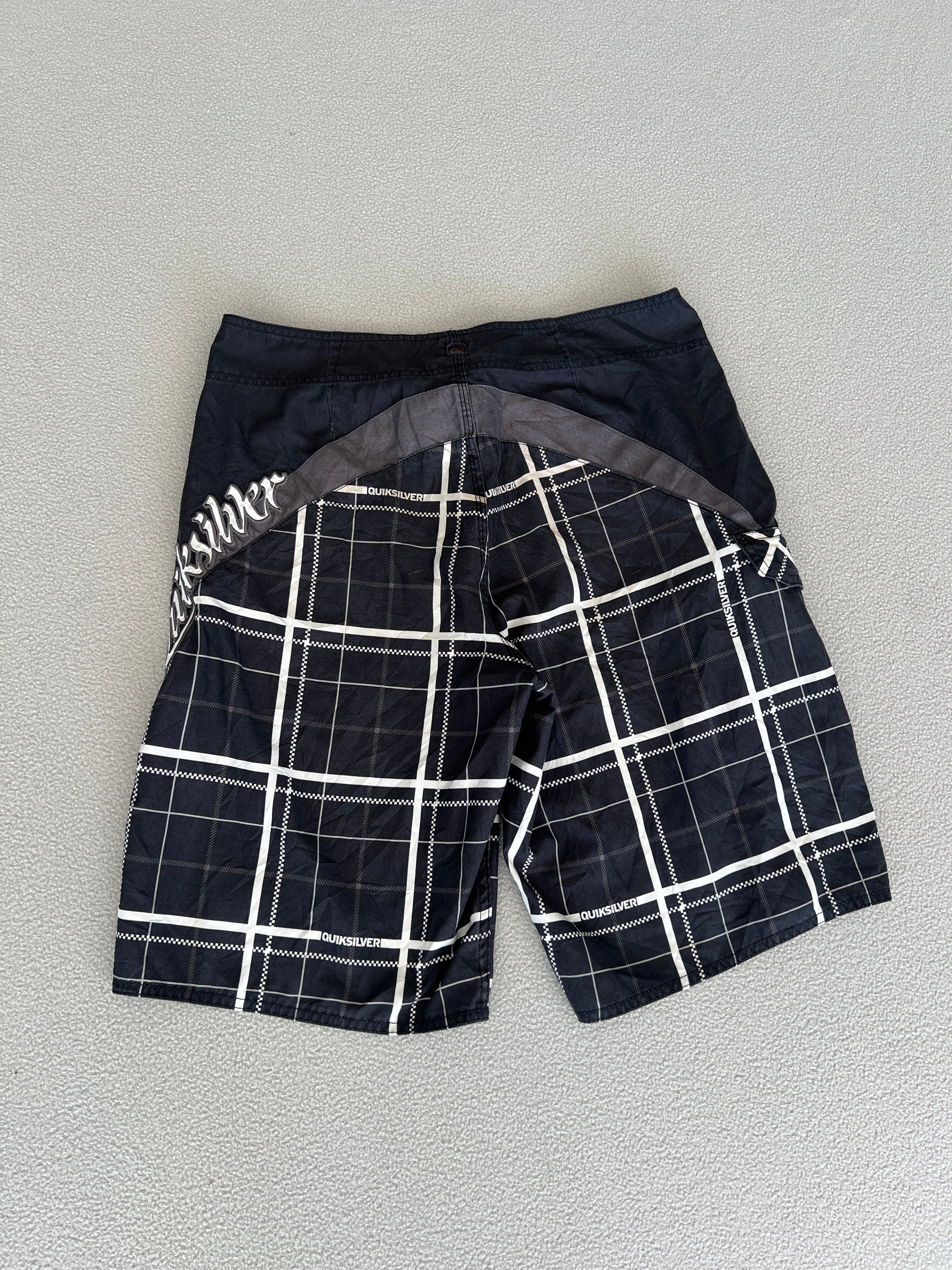 Vintage Quiksilver Plaid Boardies - Size 34"