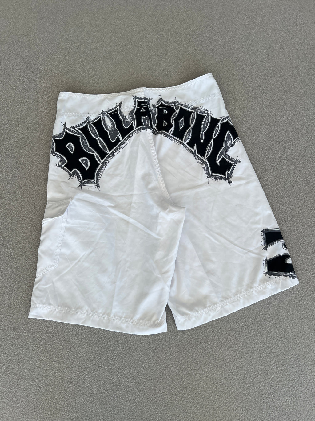 Vintage Billabong Y2K Boardies - Size 34"