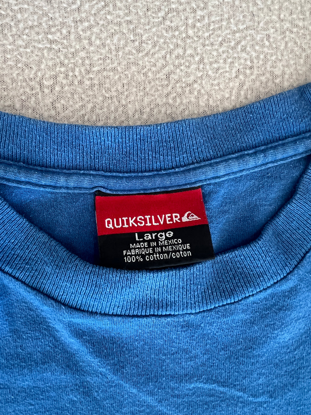 Vintage Quiksilver Tee Shirt - Size Large