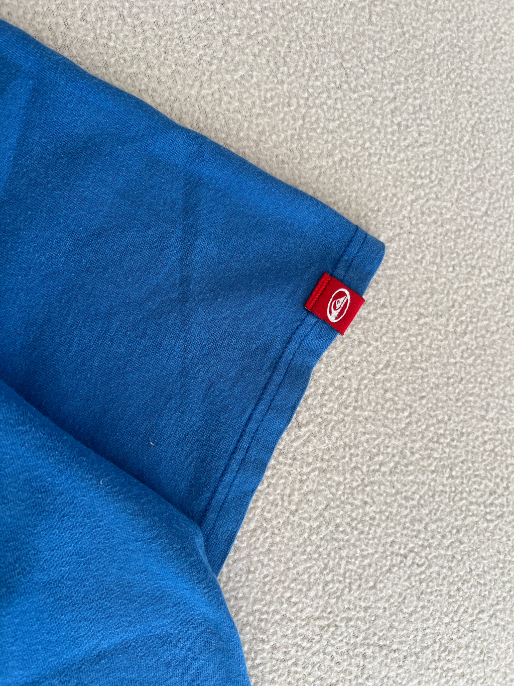 Vintage Quiksilver Tee Shirt - Size Large