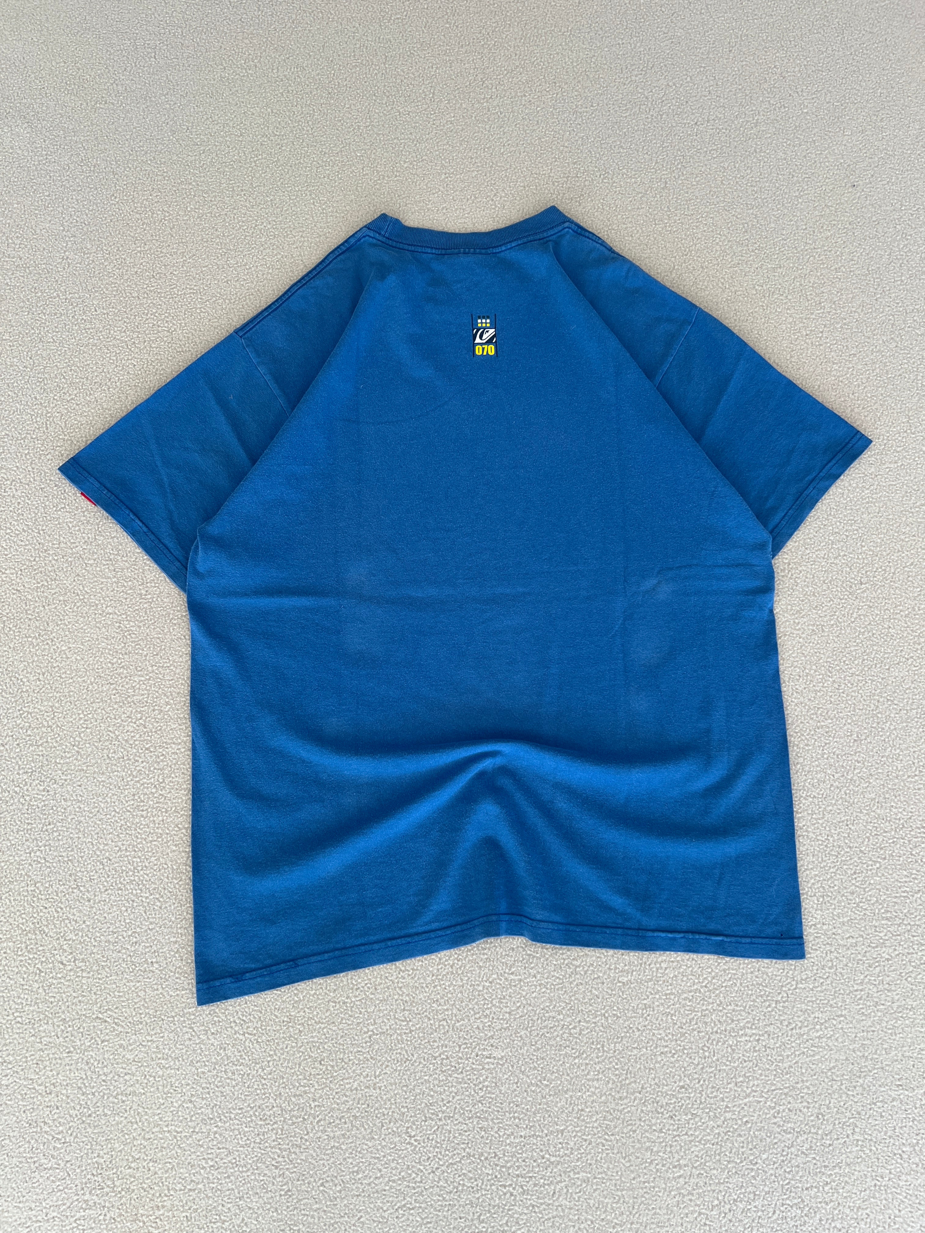 Vintage Quiksilver Tee Shirt - Size Large
