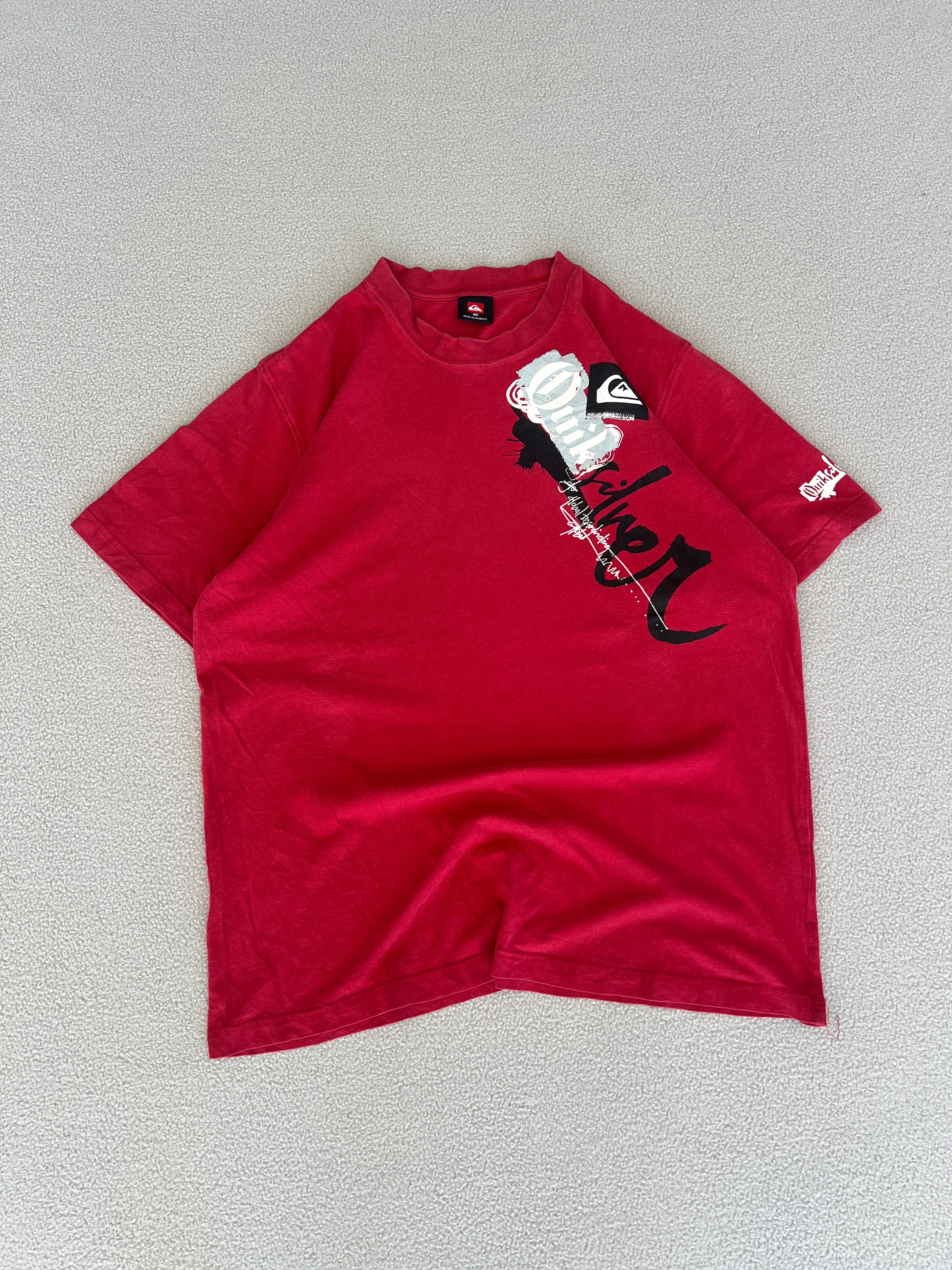Vintage Quiksilver Tee Shirt - Size Medium