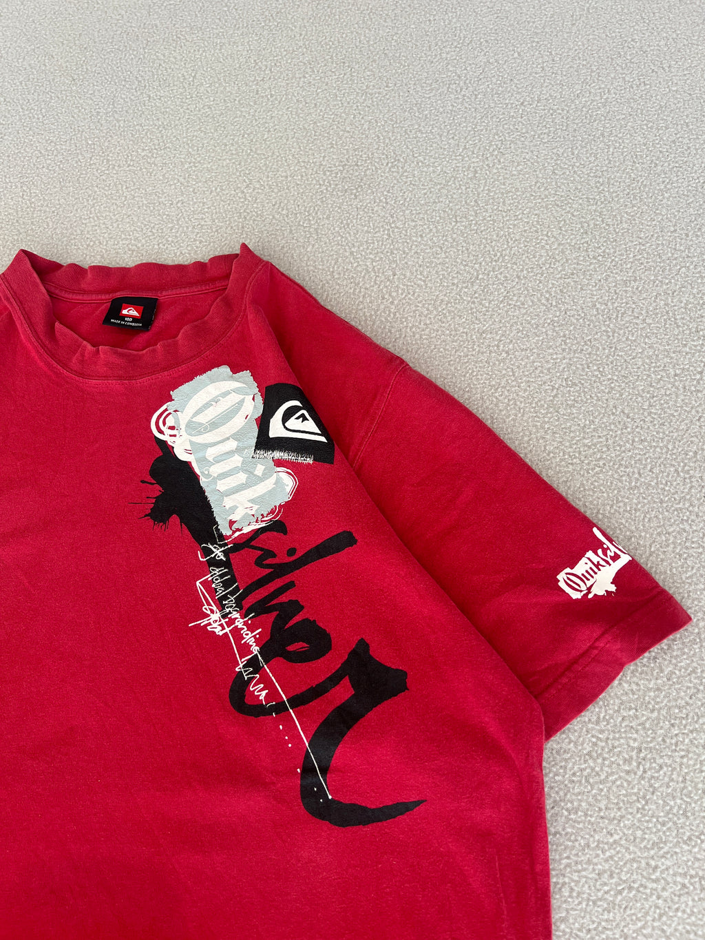 Vintage Quiksilver Tee Shirt - Size Medium