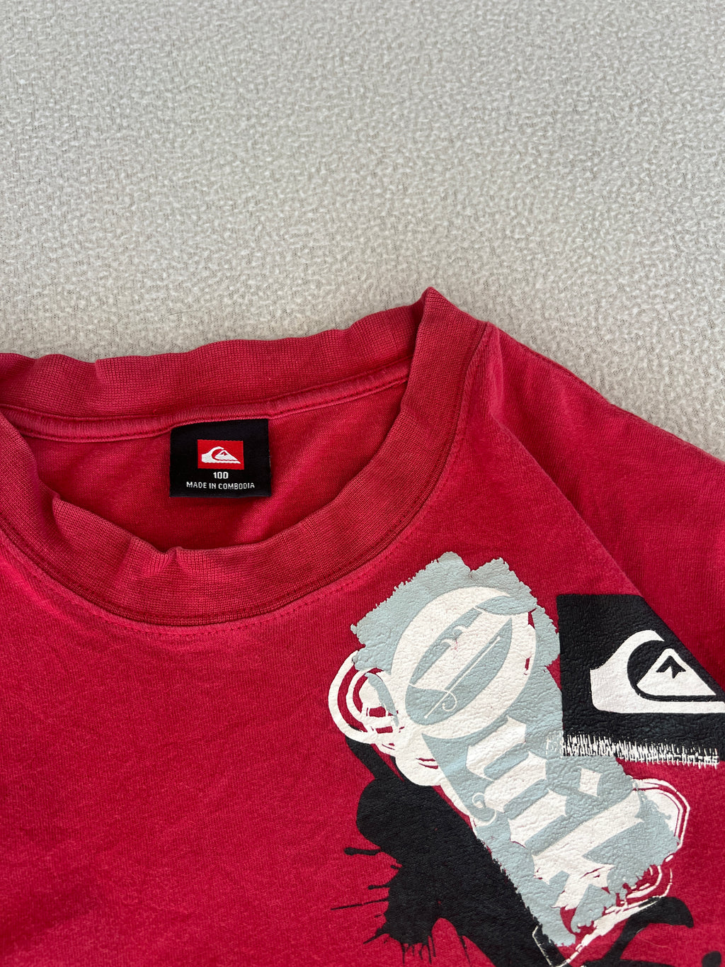 Vintage Quiksilver Tee Shirt - Size Medium