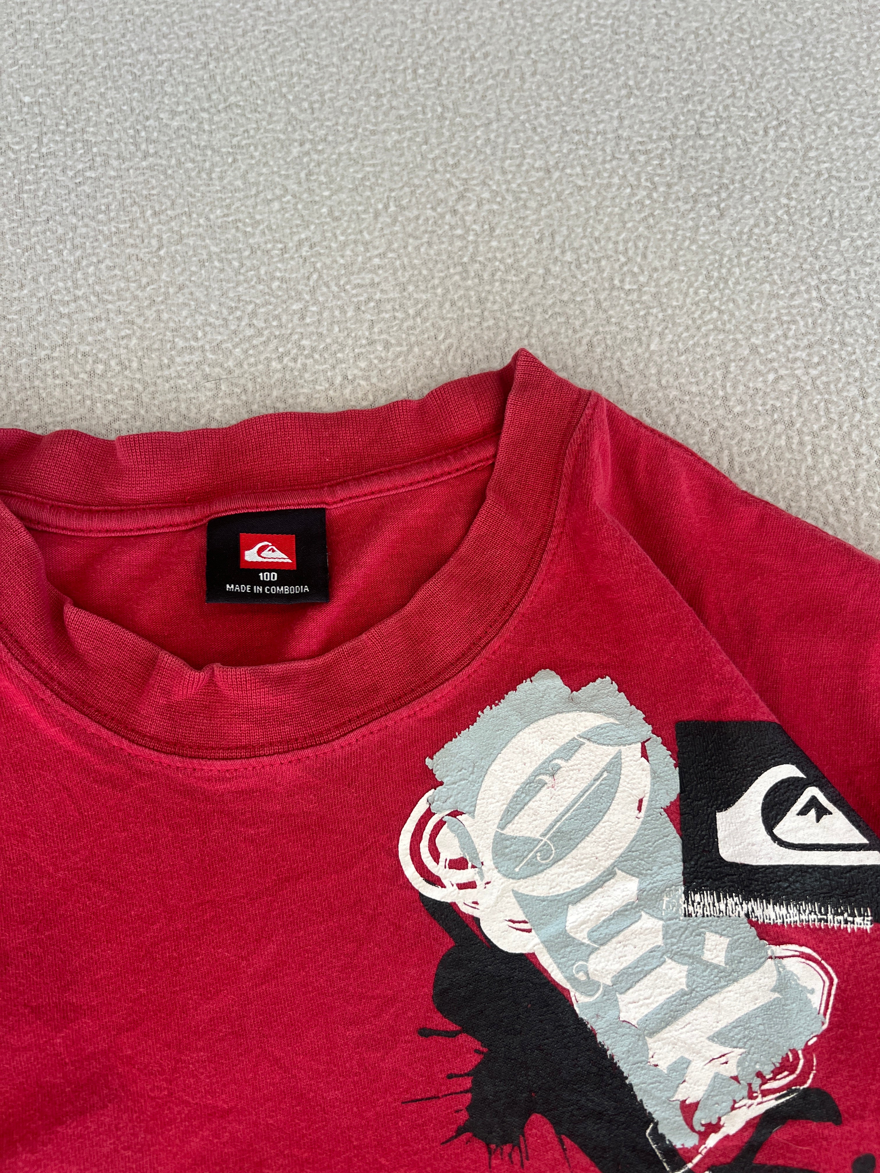 Vintage Quiksilver Tee Shirt - Size Medium