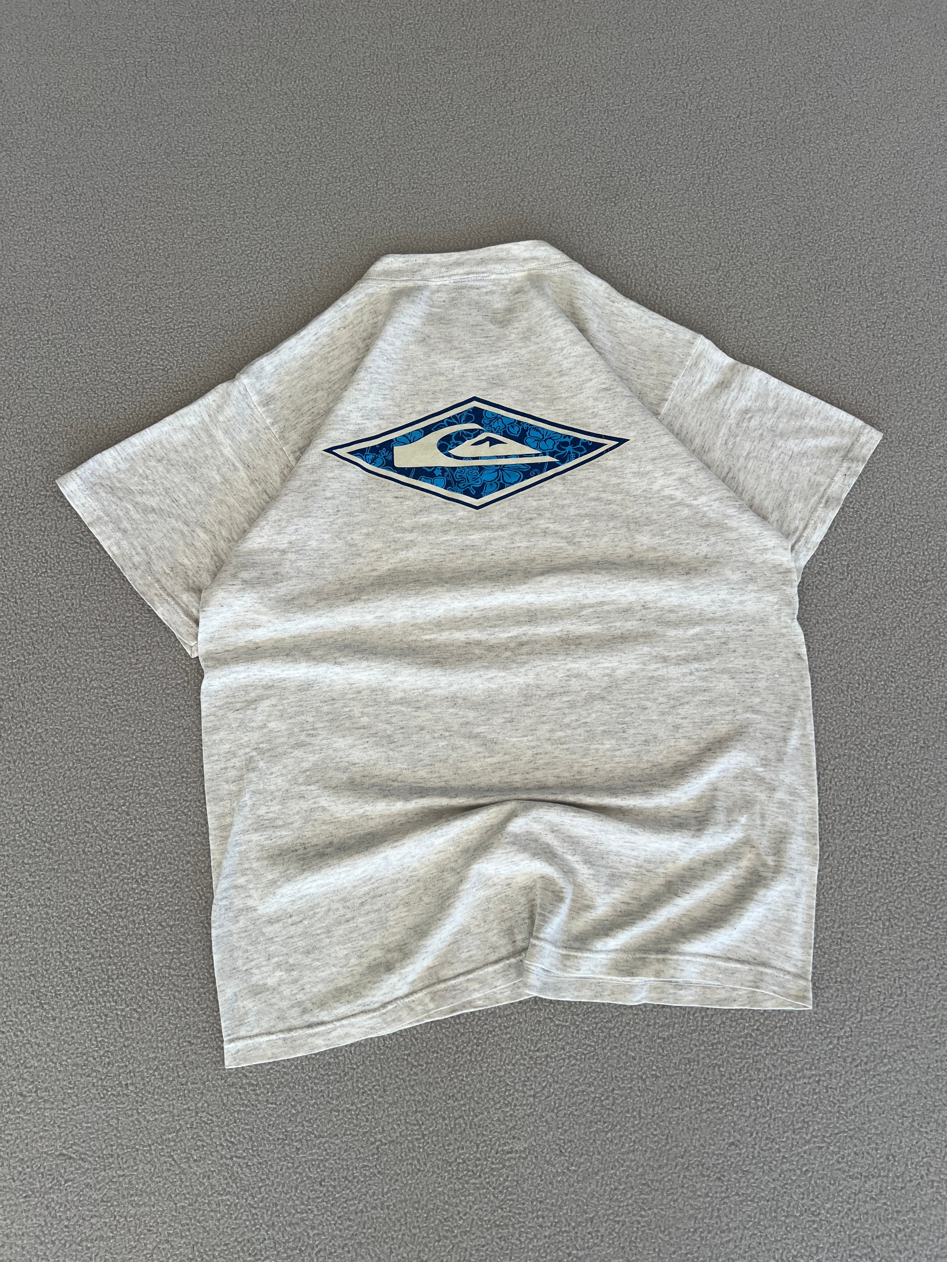 Vintage Quiksilver Tee Shirt - Size Medium