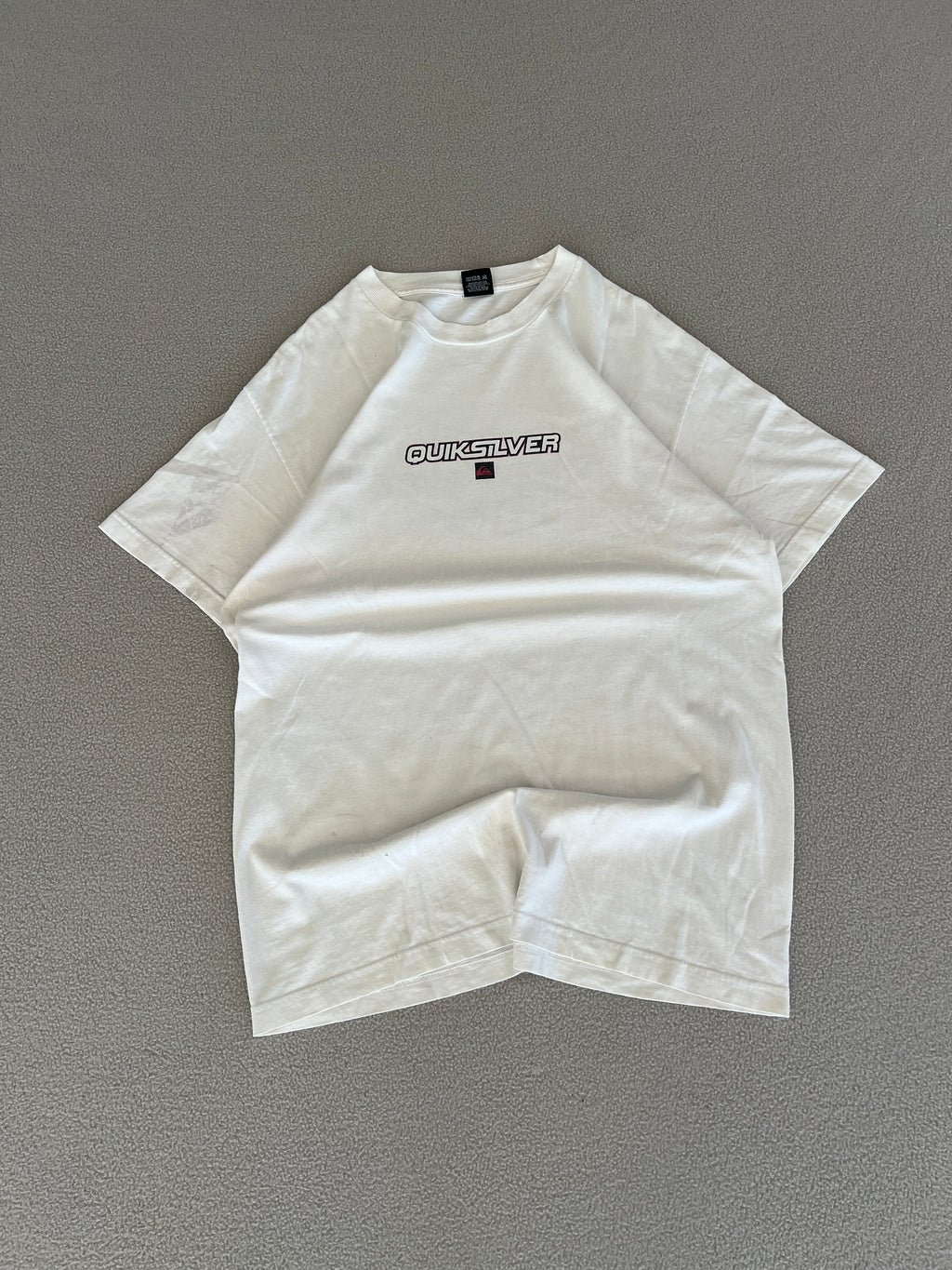 Vintage Quiksilver Tee Shirt - Size Large