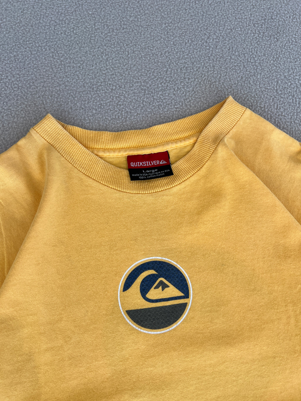 Vintage Quiksilver Tee Shirt - Size Large