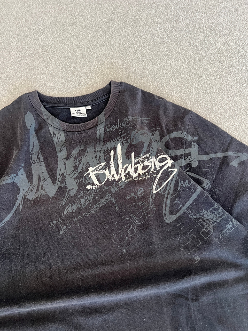 Vintage Billabong Y2K Tee Shirt - Size XL