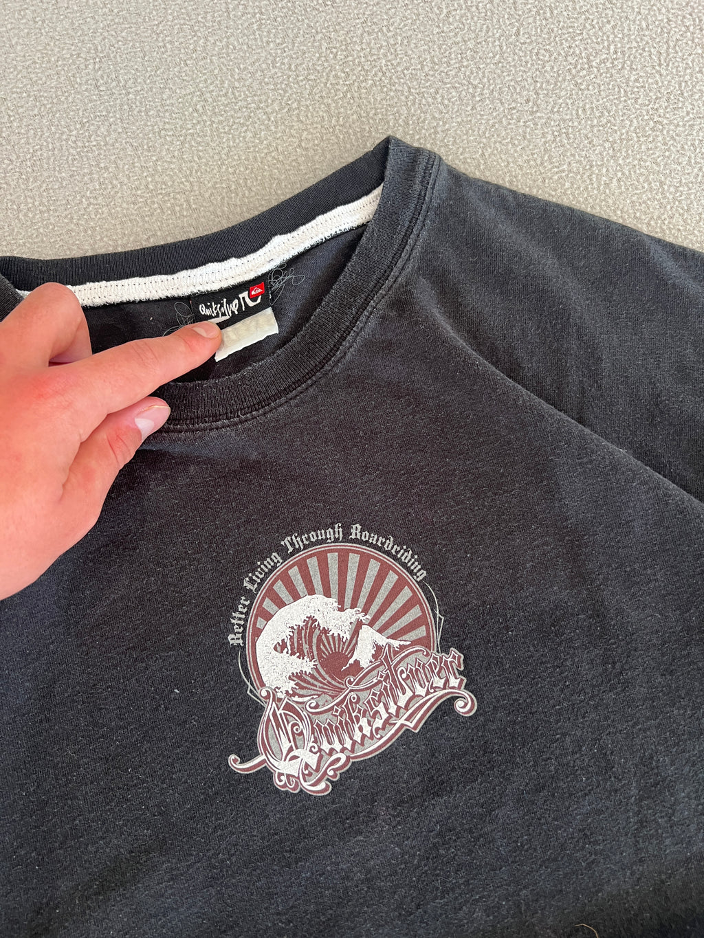 Vintage Quiksilver Tee Shirt - Size Large